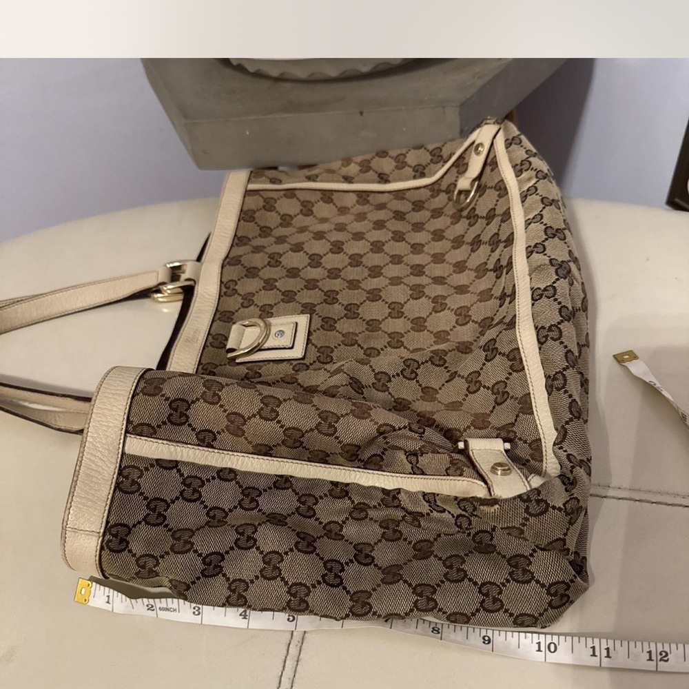 Authentic Gucci Tan Monogram Tote Bag - Picture 6 of 8